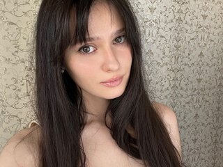 LeahBronte camshow photos